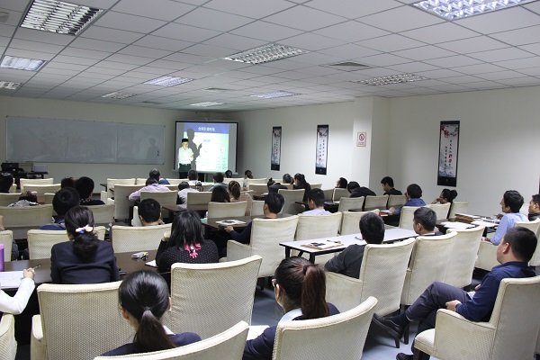 火狐(中国)总裁办开展合同法实务培训 火狐(中国)总裁办开展合同法实务培训