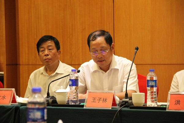 市委4.jpg 市委4.jpg